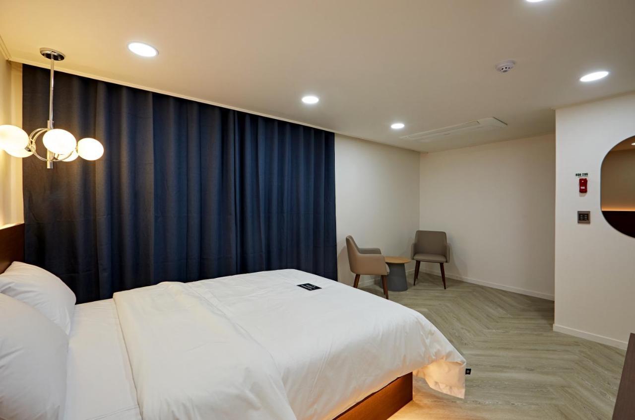 Hotel Sounds Чонджу Экстерьер фото